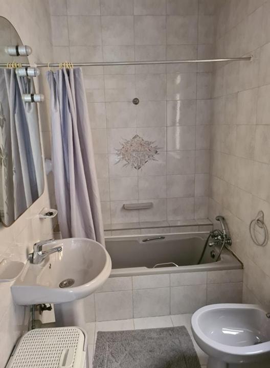 Spinola Bay Sea Front Apt 6 San Ġiljan Exterior foto