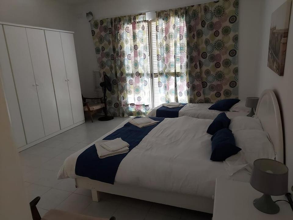 Spinola Bay Sea Front Apt 6 San Ġiljan Exterior foto